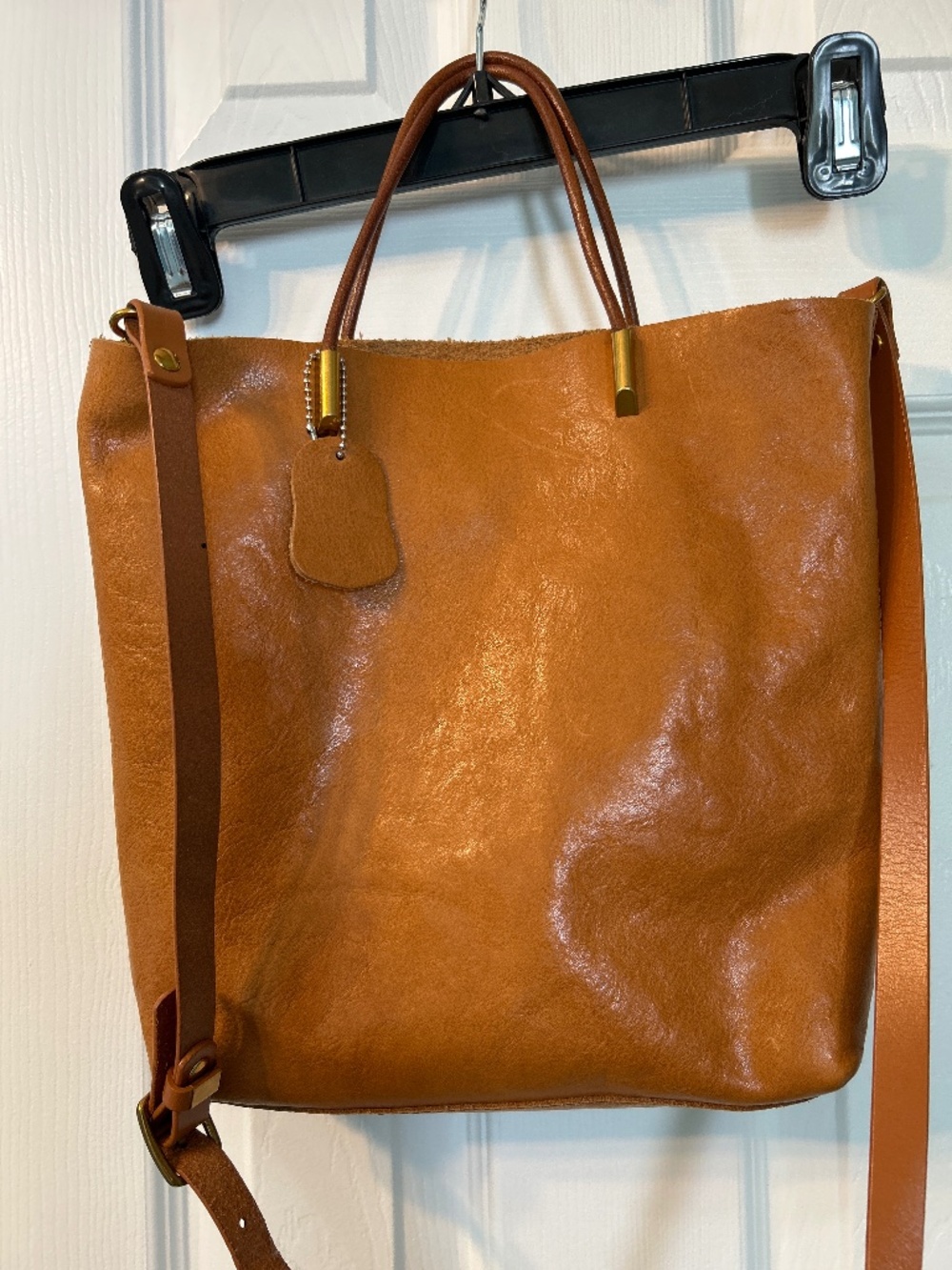Handmade leather shoulder bag